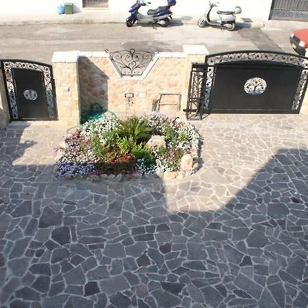 Casa Vacanze La Casa Di Katia Castro  Esterno foto
