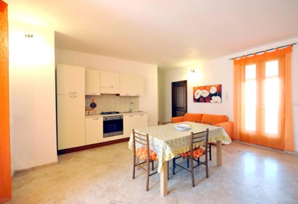 Casa Vacanze La Casa Di Katia Castro  Esterno foto