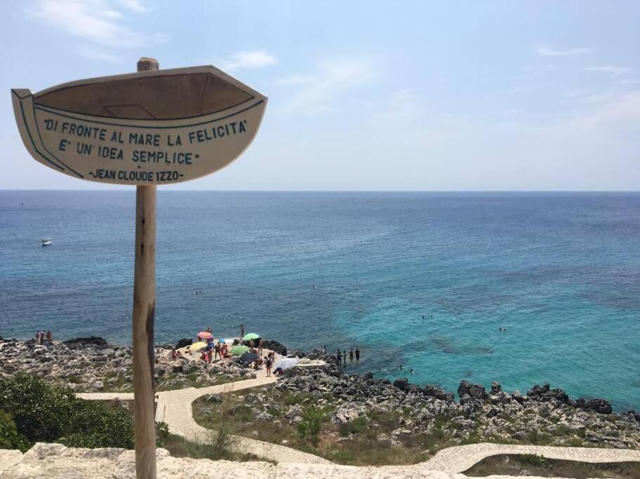 Casa Vacanze La Casa Di Katia Castro  Esterno foto