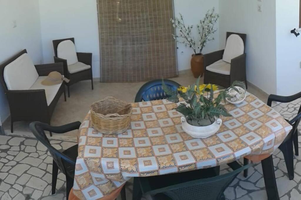 Casa Vacanze La Casa Di Katia Castro  Esterno foto